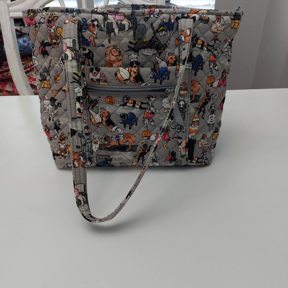 Vera Bradley Small Vera Tote Howl-O-Ween Dogs